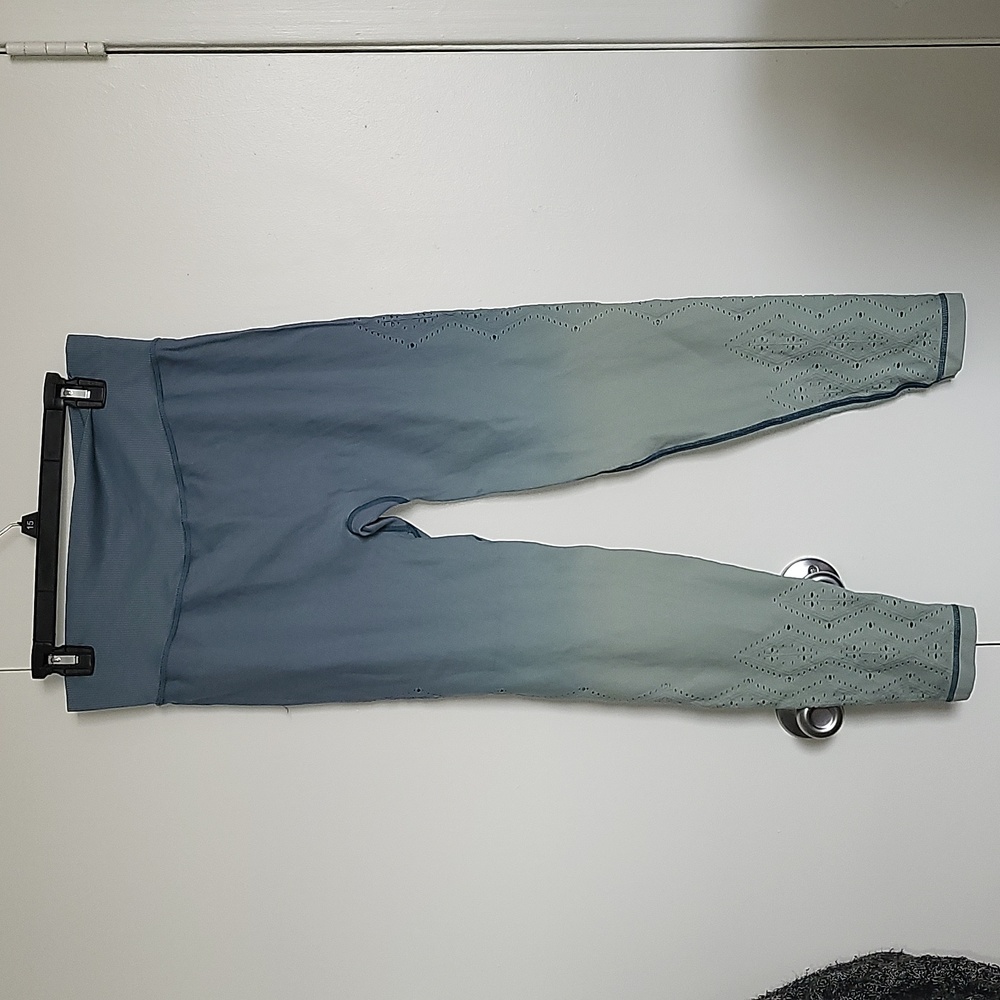 Victorias Secret Teal Ombre Leggings Size Large